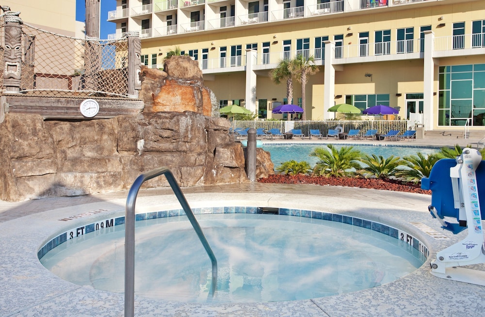 Holiday Inn Resort Pensacola Beach 15/78