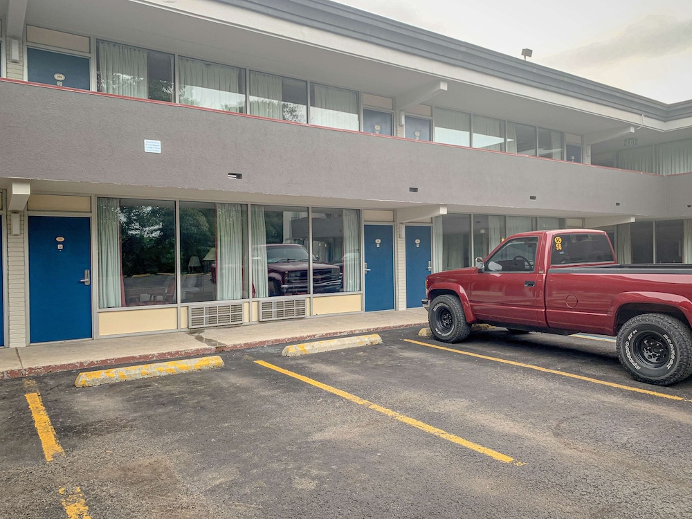 Motel6 Morgantown, WV 45/61