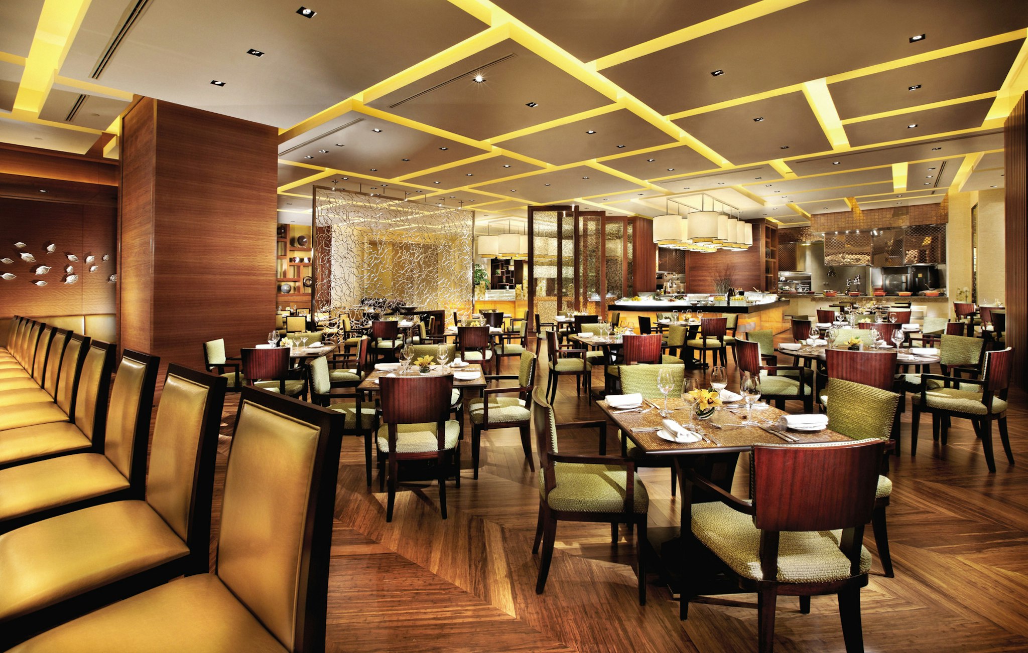 Four Seasons Hotel Macao 12/17
