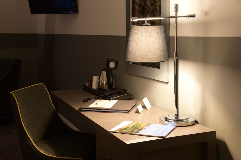 Carrigaline Court Hotel And Leisure Centre 36/41