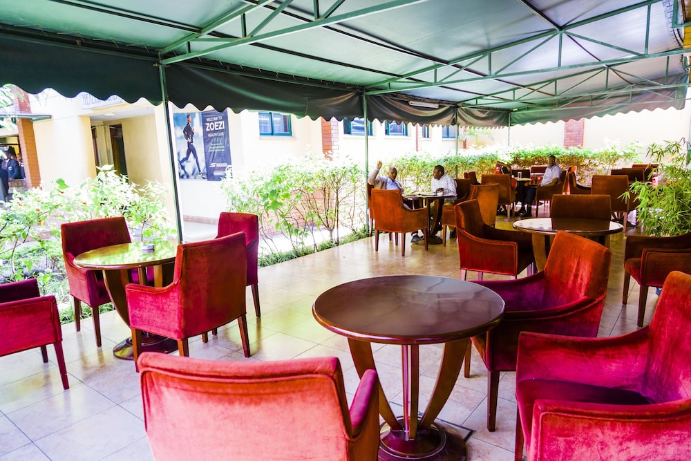 Boma Inn Nairobi 35/50