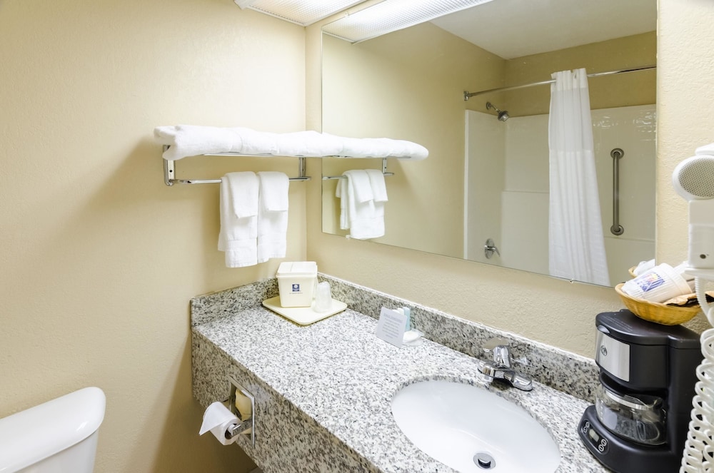 Comfort Inn Wytheville - Fort Chiswell 25/49