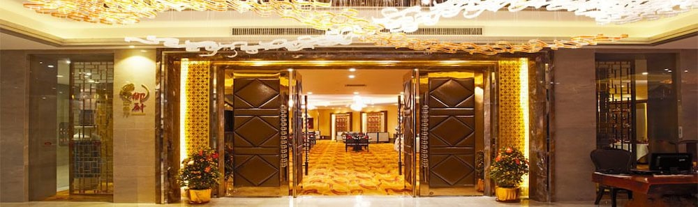 Eurasia Convention International Hotel 4/50