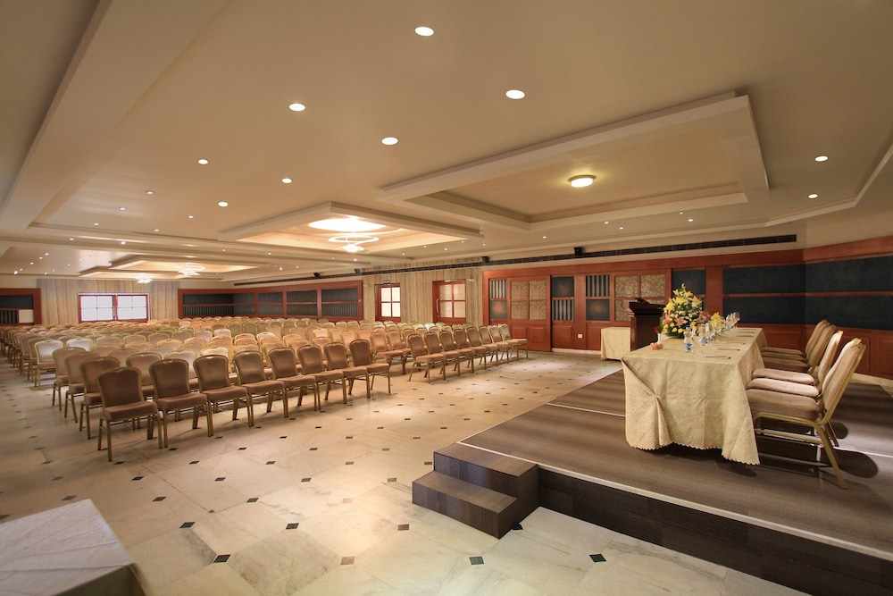 Silent Shore Resort Mysore 39/77