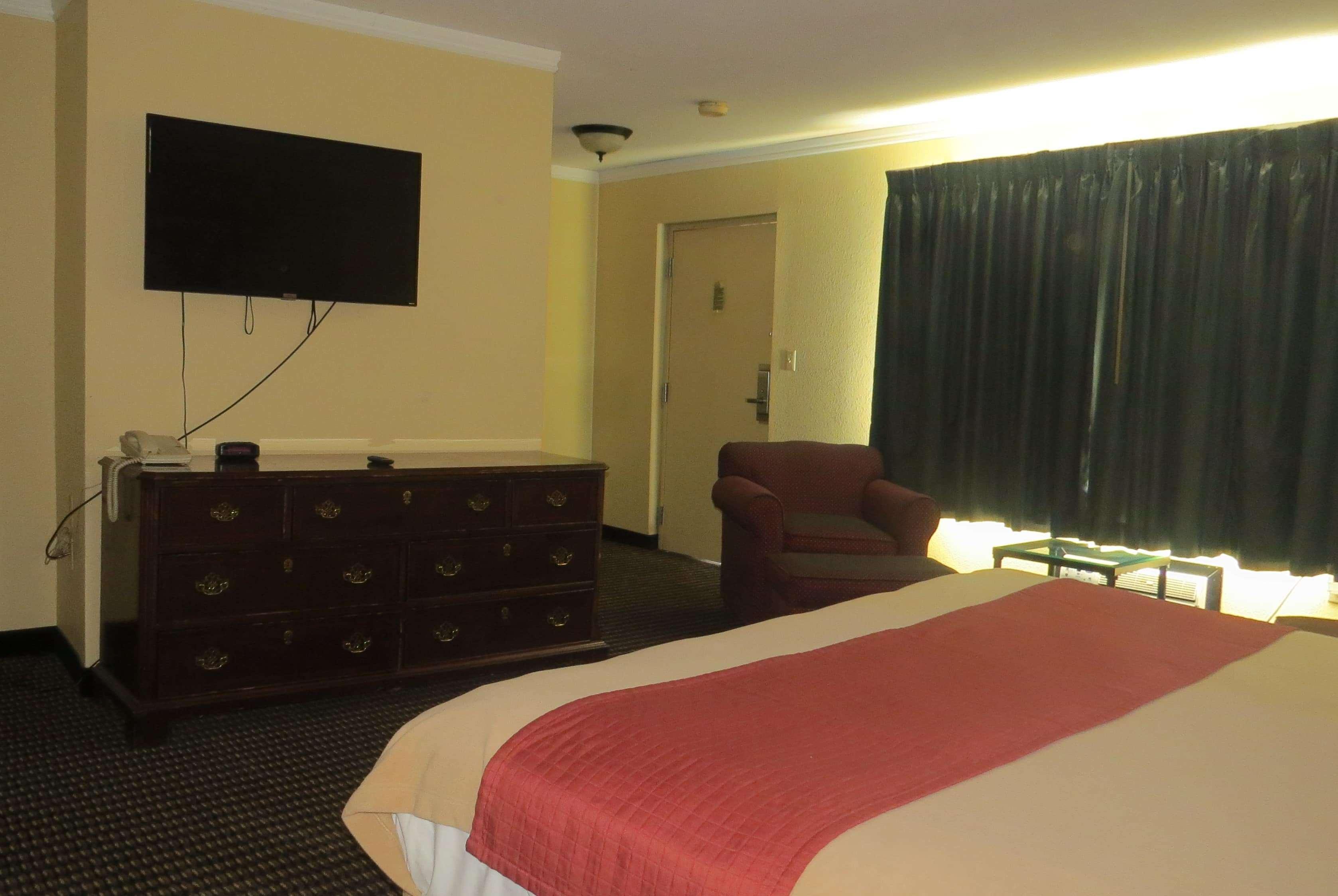 Travelodge by Wyndham Stratton 5/23