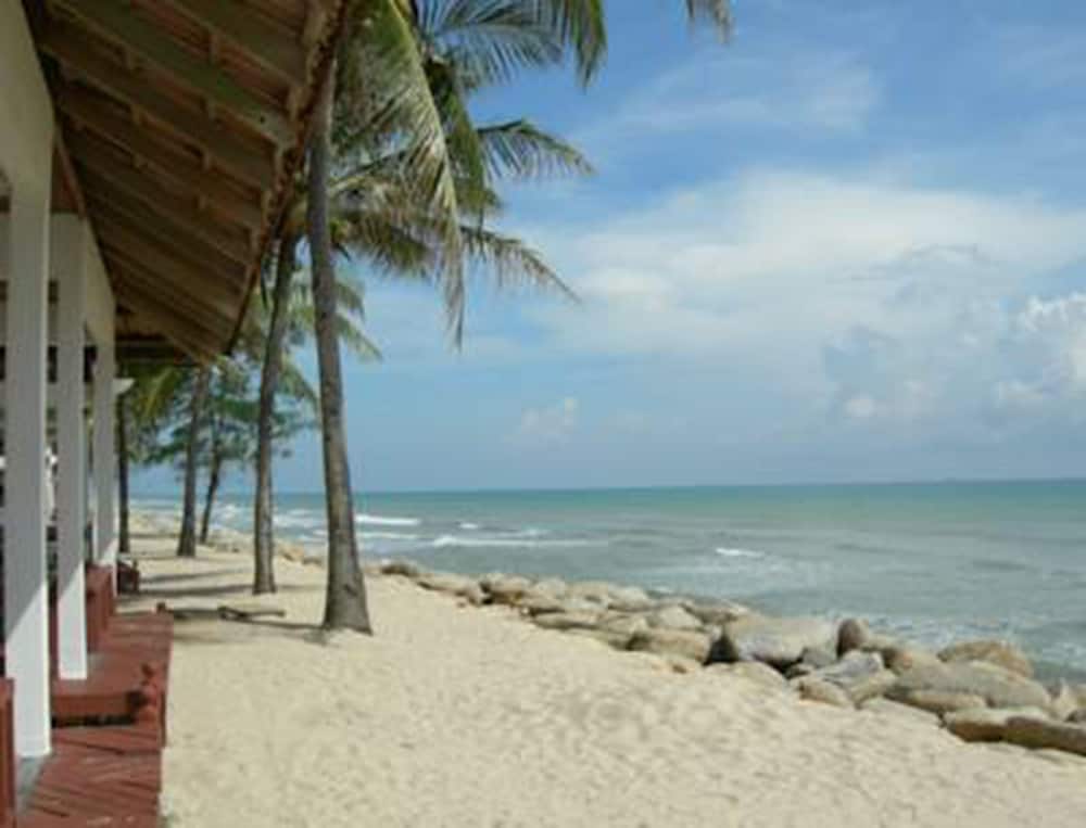 Sutra Beach Resort Spa 43/53