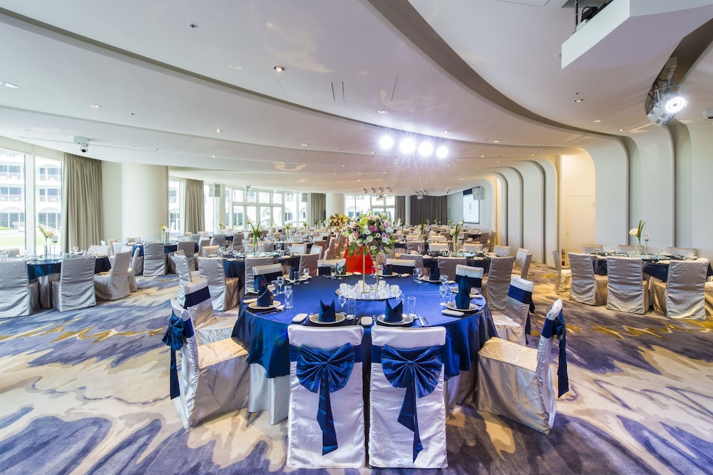 Golden Tulip FAB Hotel 24/43
