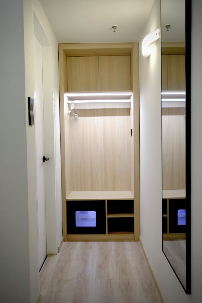 Rest Bugis Hotel 62/73