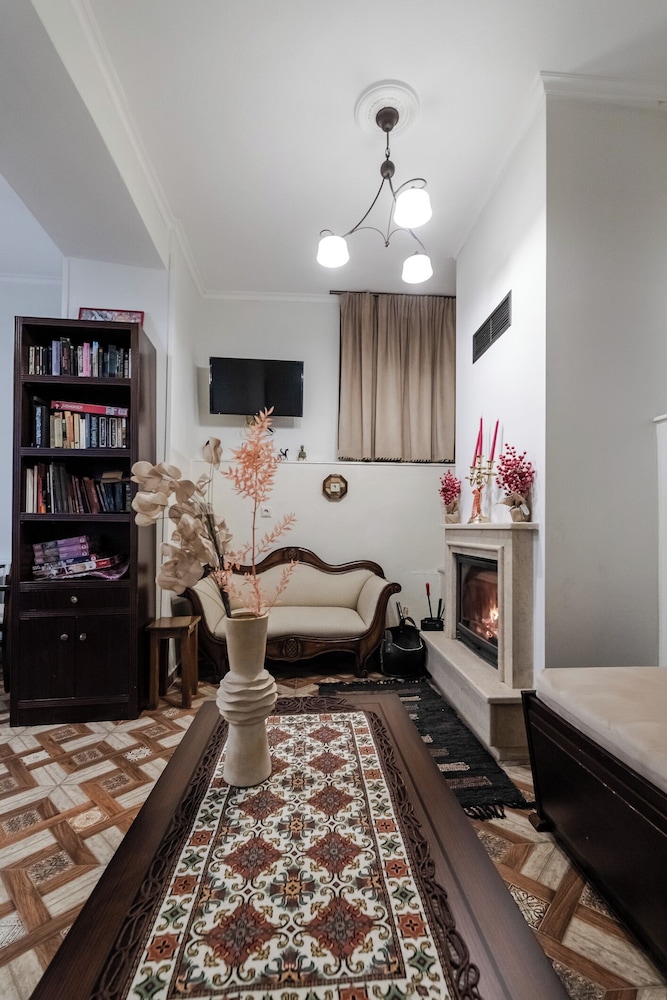 Alsos House 24/45