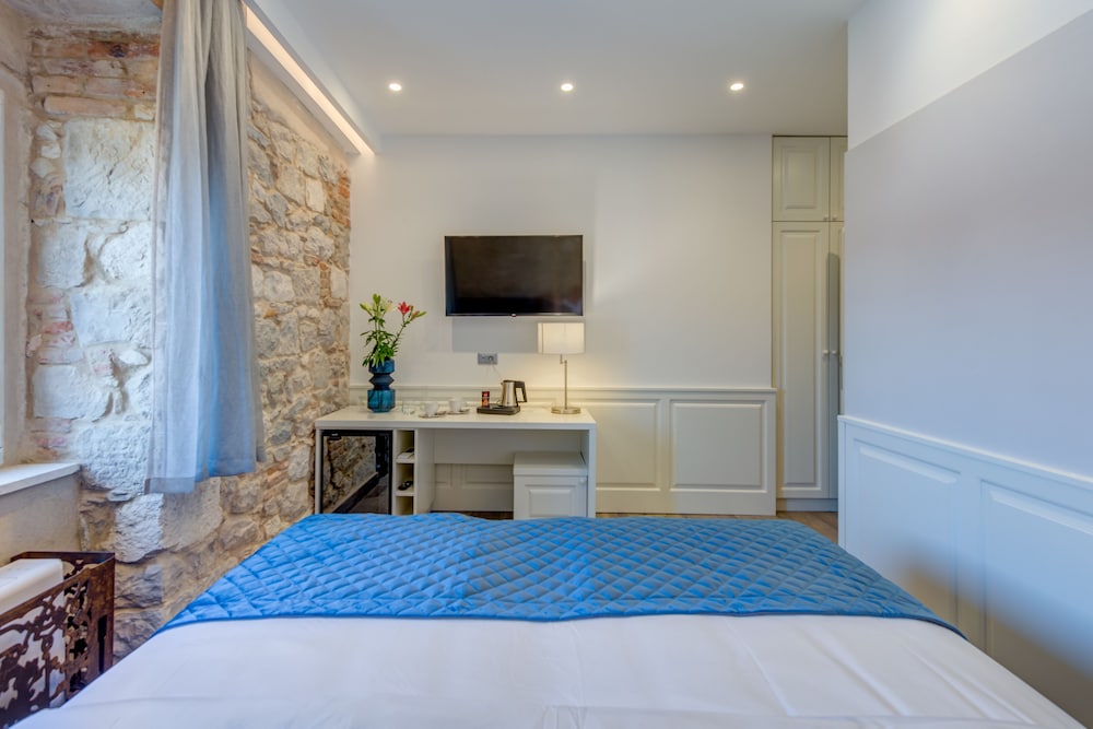 Palms Promenade Luxury Rooms 8/37