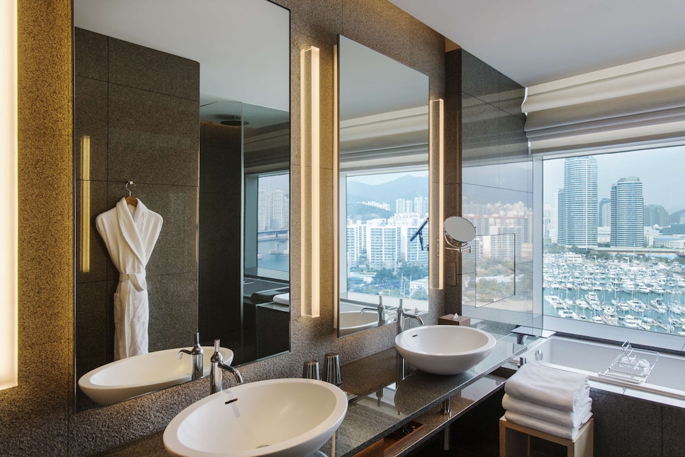 Park Hyatt Busan 24/69