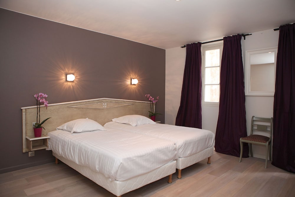 Inter Hotel Le Roncevaux 22/30