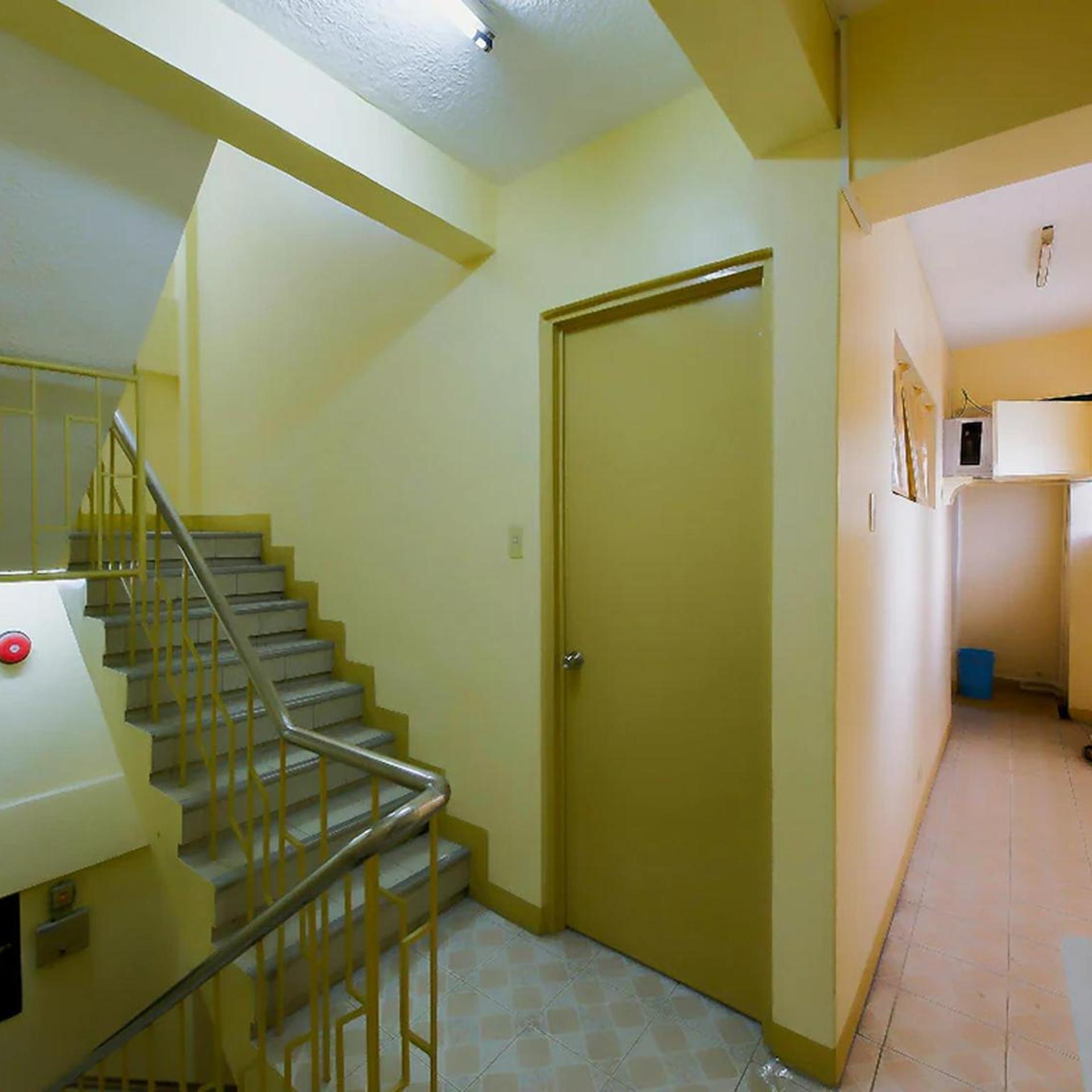 Orangenest Apartelle 24/24