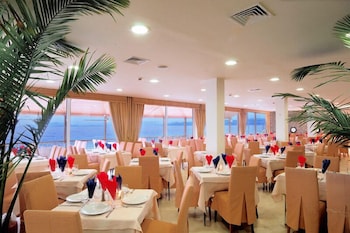 Kinetta Beach Resort Spa 46/56