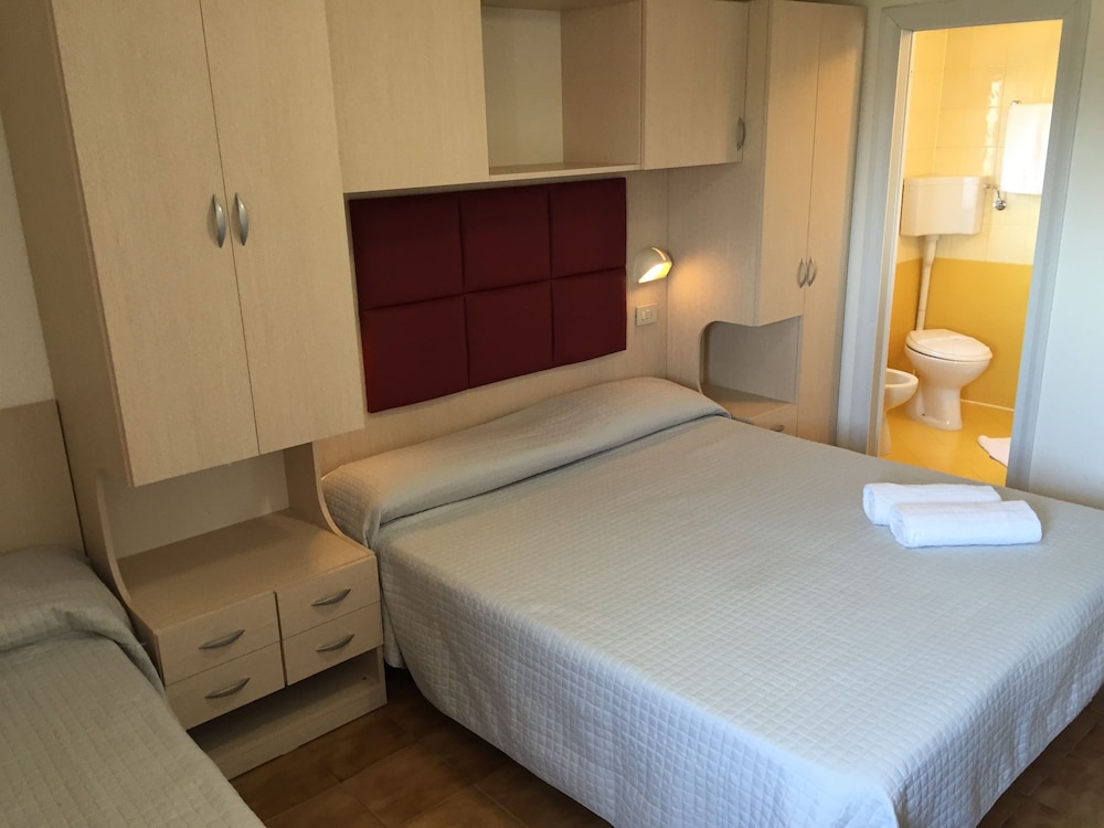 Hotel Stresa 13/66