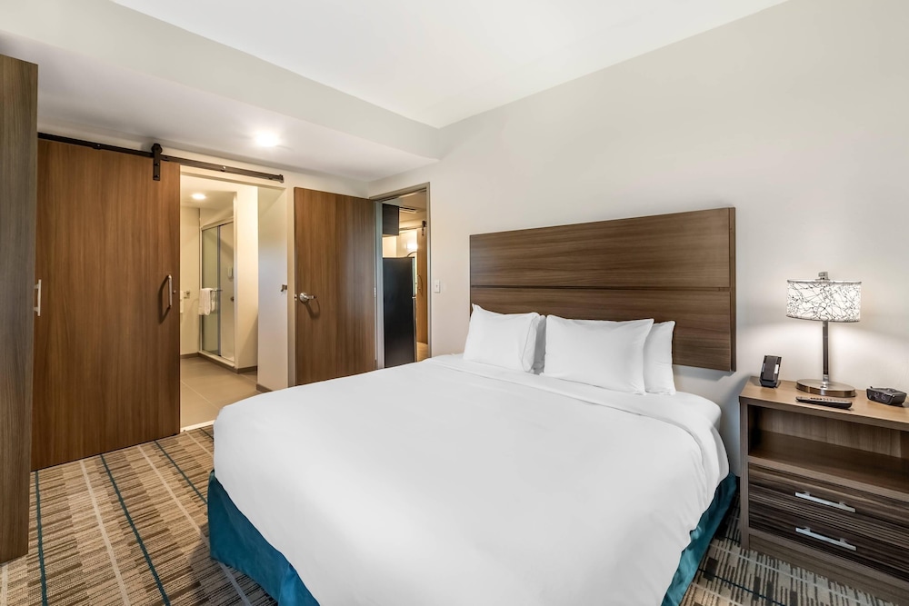 MainStay Suites Fort Myers East I-75 23/52