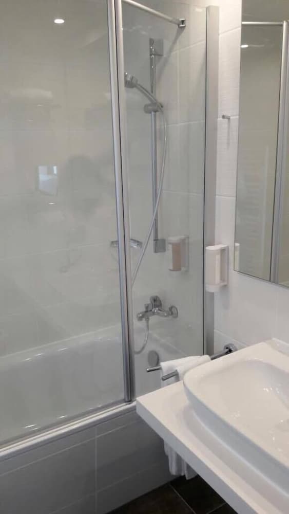 Novina Sleep Inn Herzogenaurach 38/39