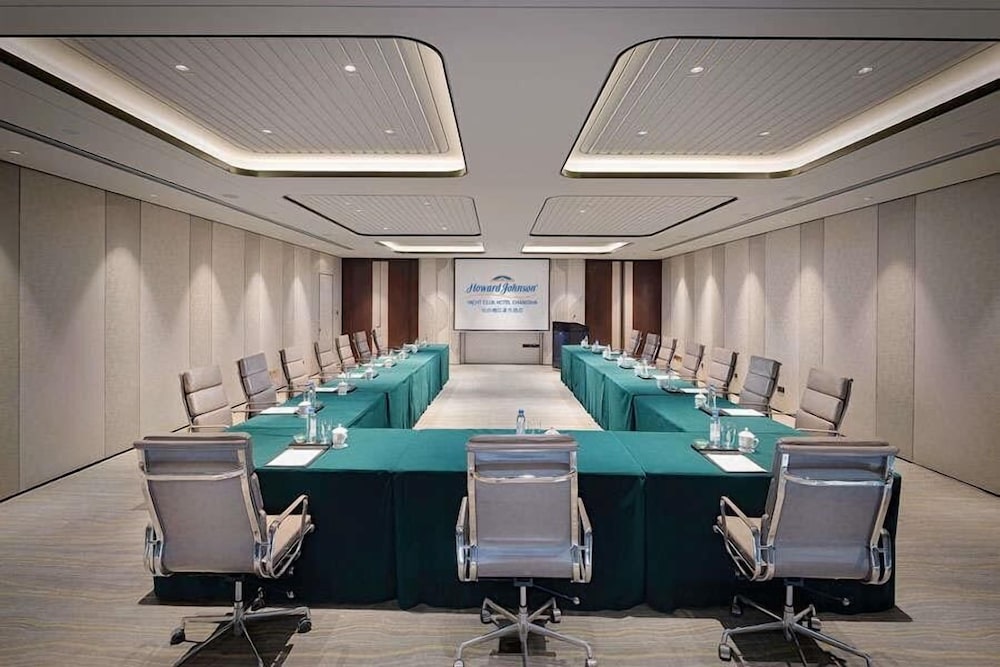 Howard Johnson by Wyndham Yacht Club Hotel Changsha 30/30