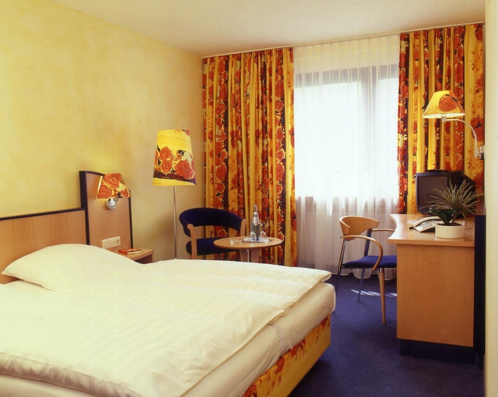 Hotel Graf 10/28