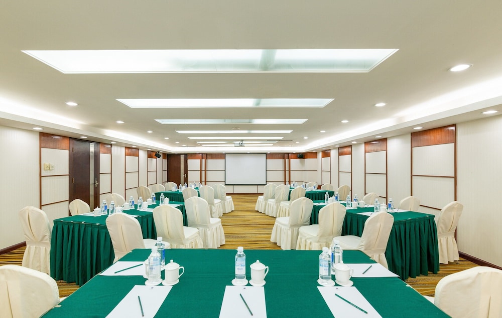 Metropark Hotel Shenzhen 18/22