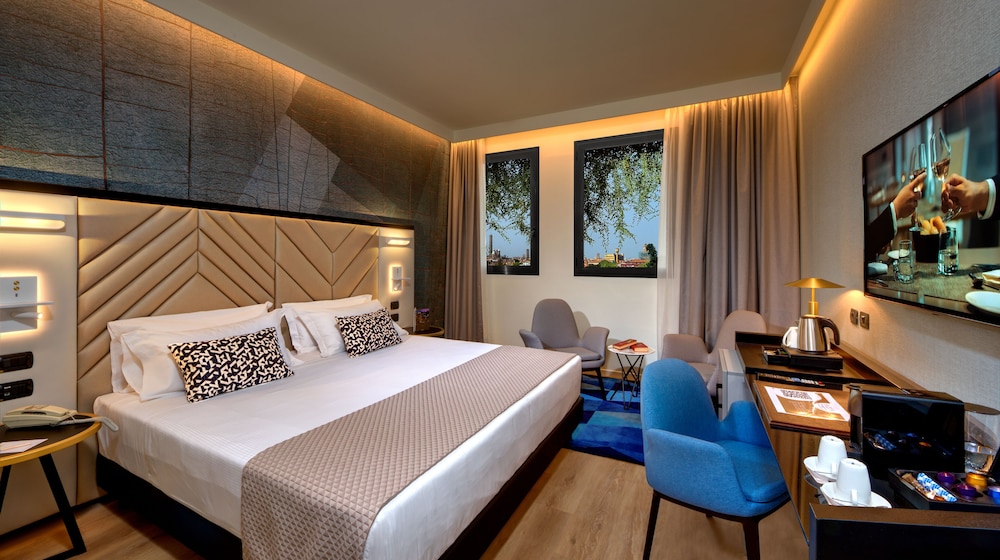 Savhotel Aemilia Bologna 15/68