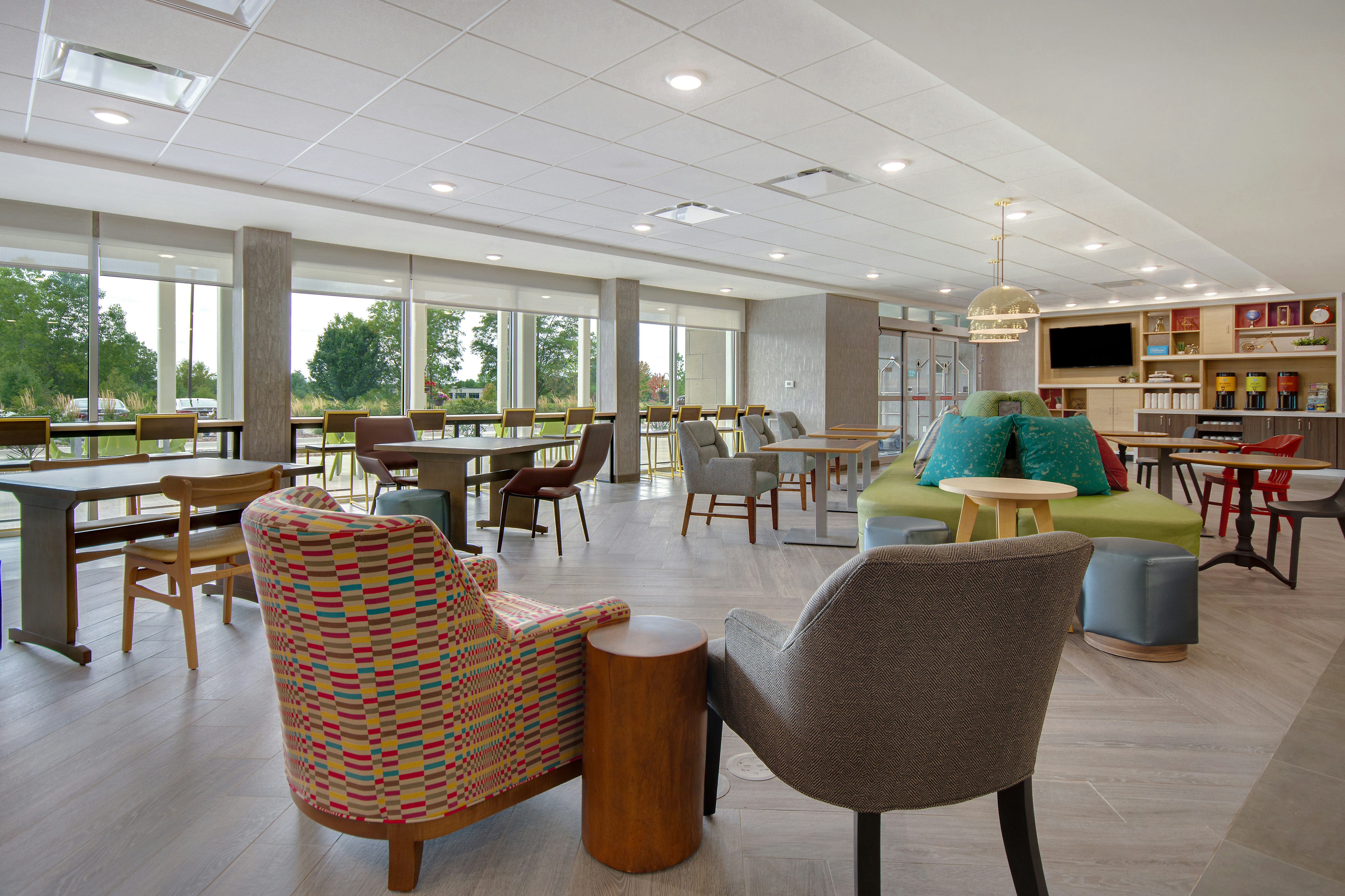 Home2 Suites by Hilton Grand Rapids Airport 19/24