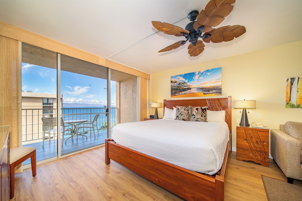 Royal Kahana Maui by OUTRIGGER 18/77