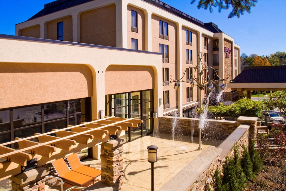 Hampton Inn Wheeling 4/56