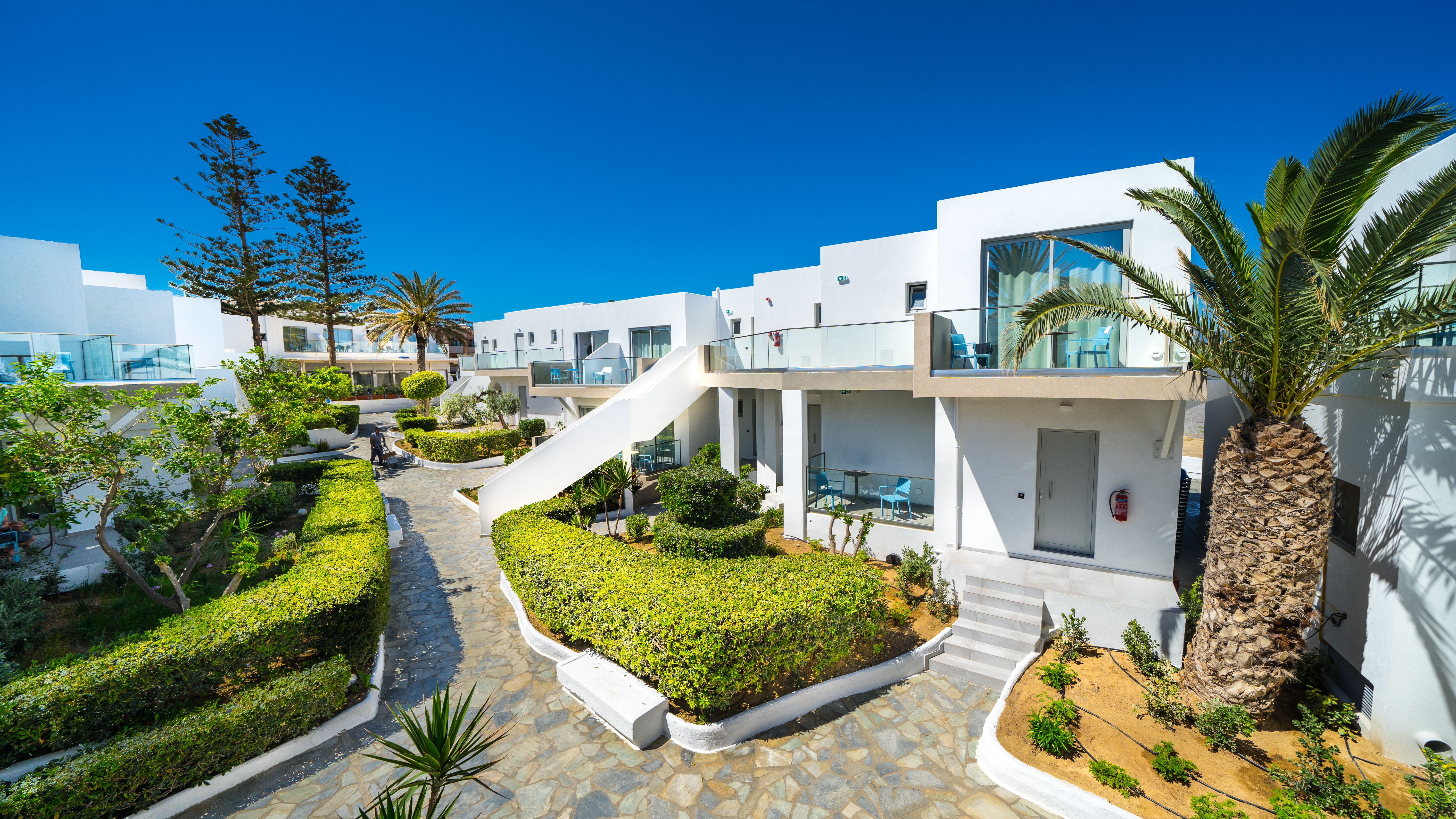 Adele Beach Hotel 66/71