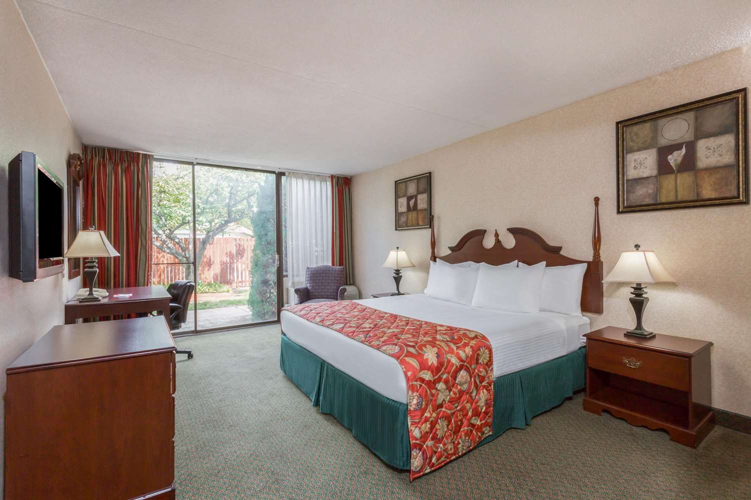 Ramada by Wyndham Triangle/Quantico 5/31