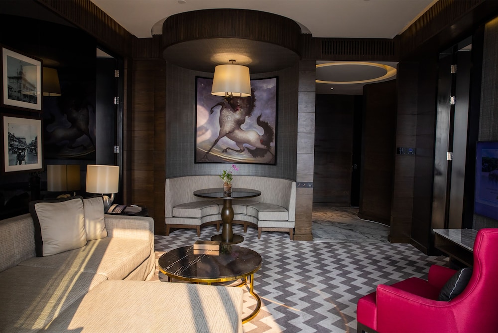 137 Pillars Suites 35/59