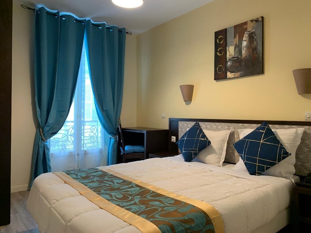 SUPERIOR, DOUBLE BED