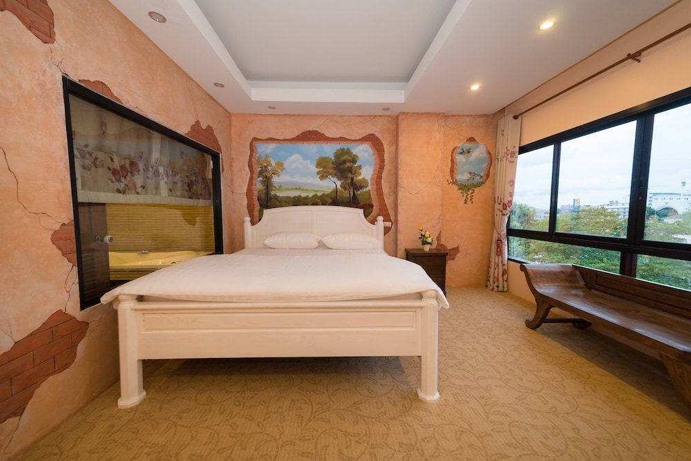 Thongtara House Boutique Residence 8/61