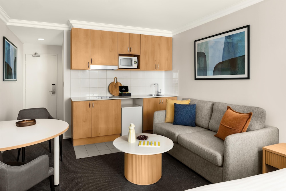 Oaks Perth Hotel 43/61