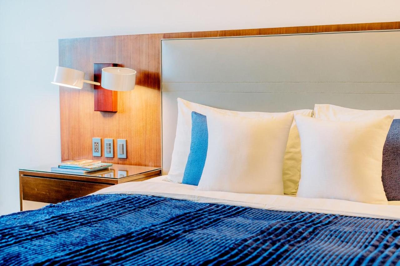 MCollection - Convenient City Stay in Iloilo Business Park 15/21