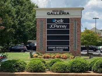 Holiday Inn Rock Hill 5/72