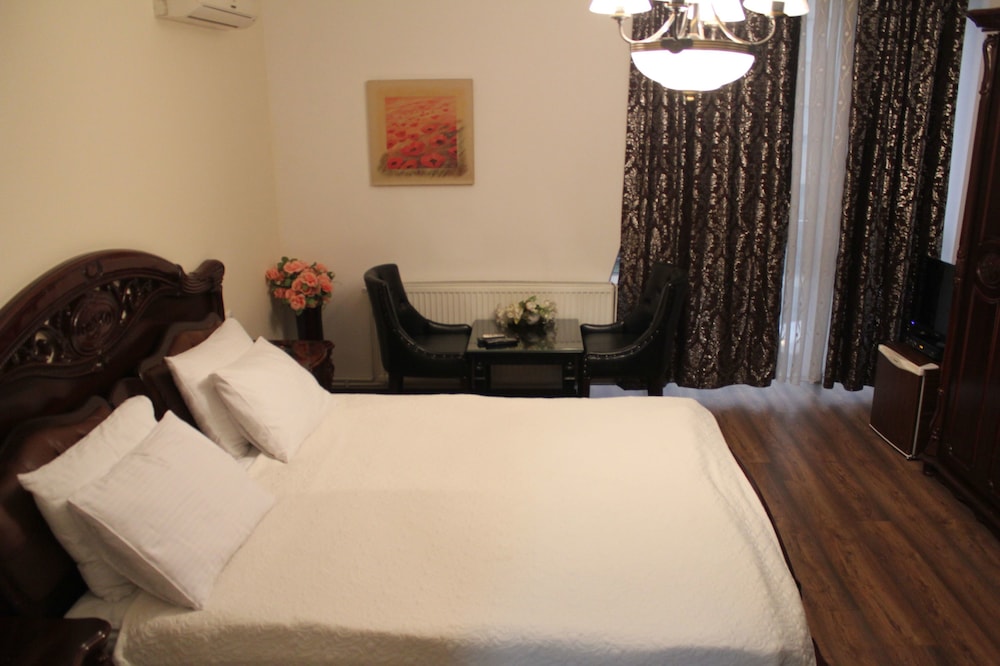 STANDARD, DOUBLE BED