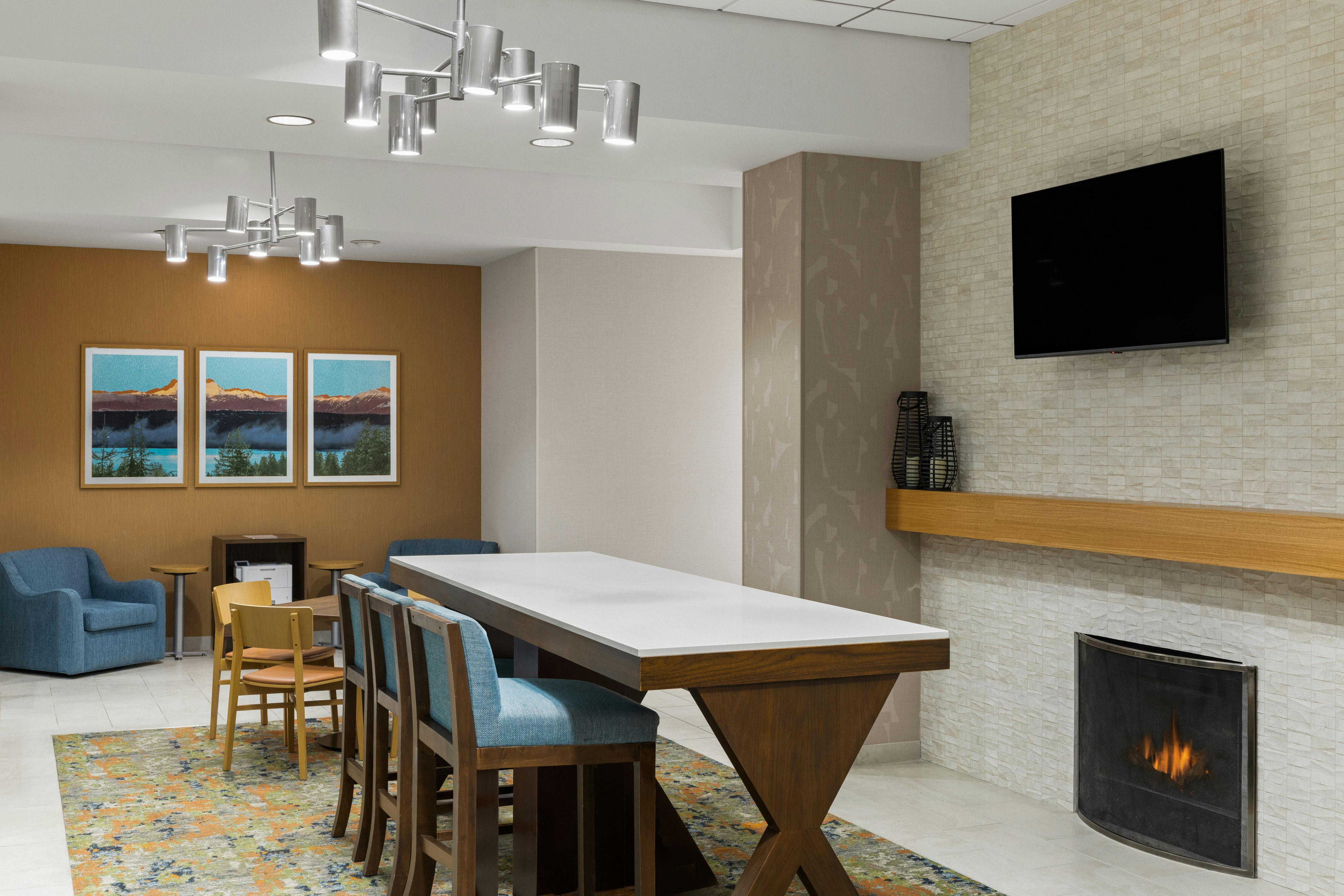Hampton Inn Suites Bremerton 48/57