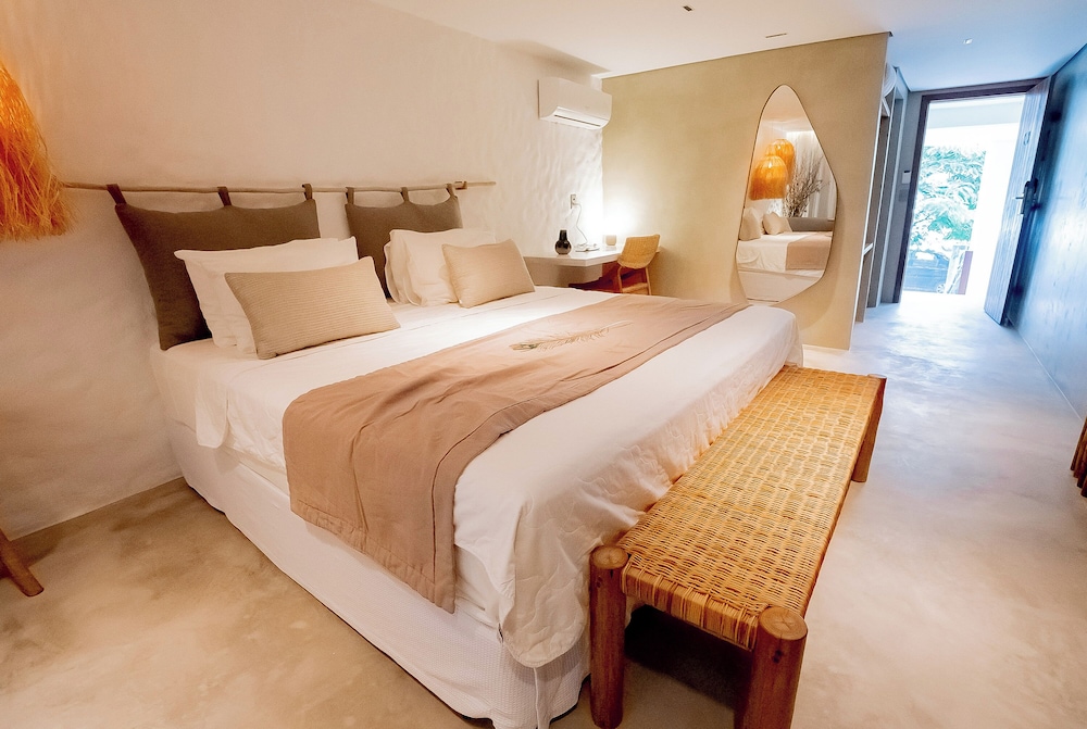 Hotel Pontal de Ubu 7/48