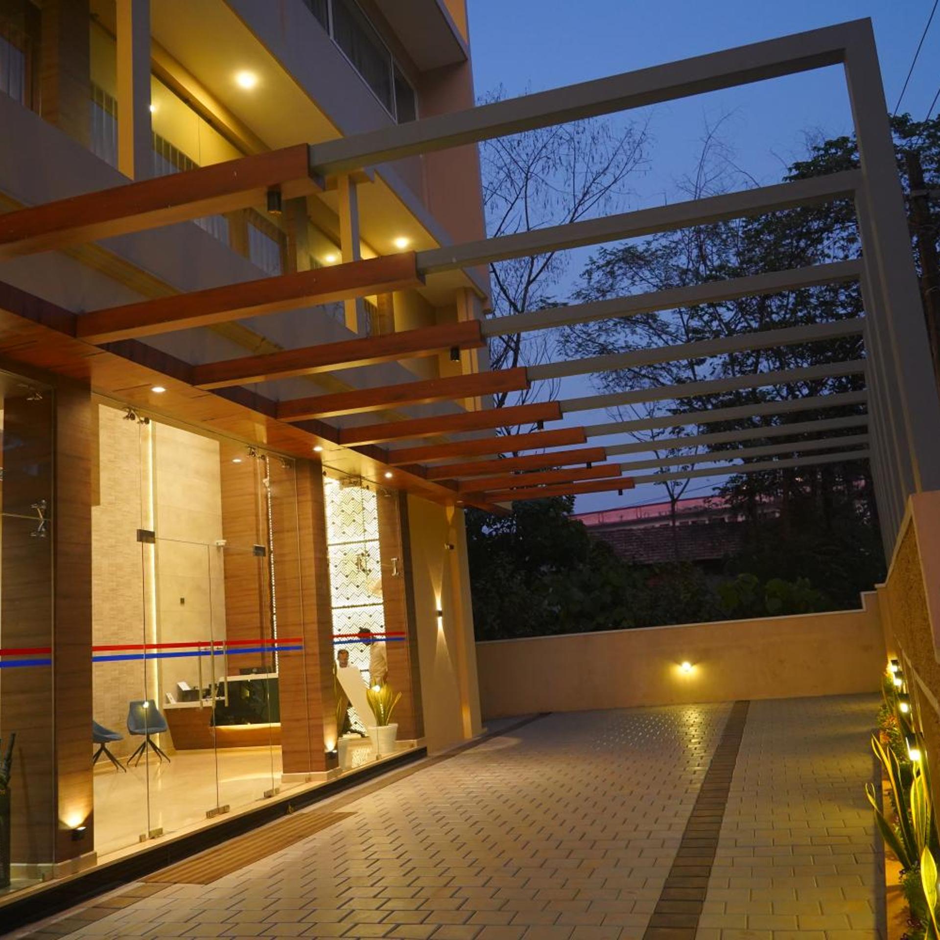 Hotel Bekal International 4/50