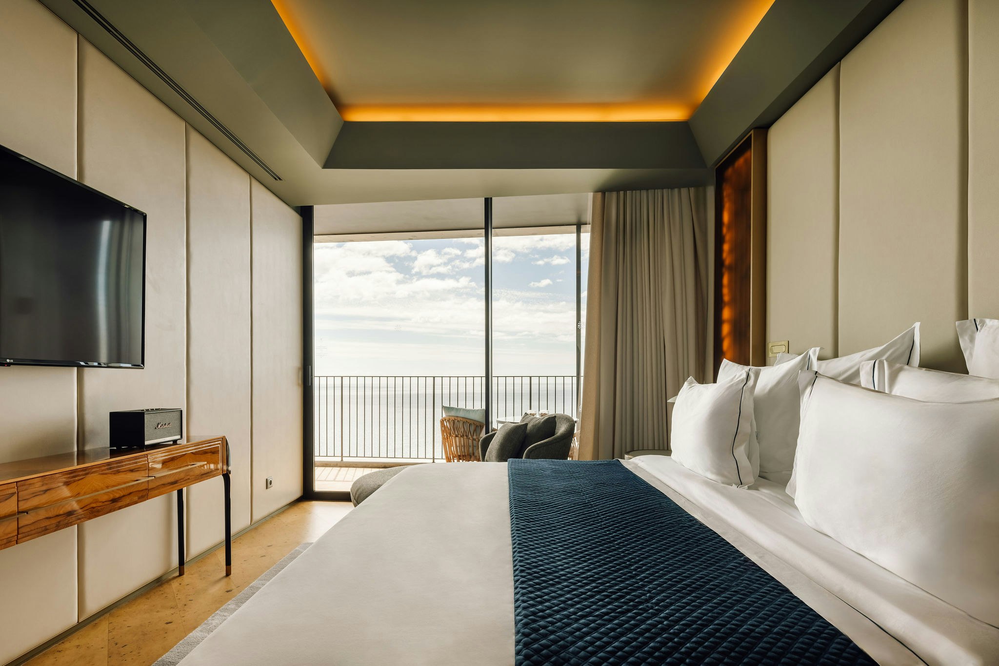 The Reserve by Savoy Signature 20/65