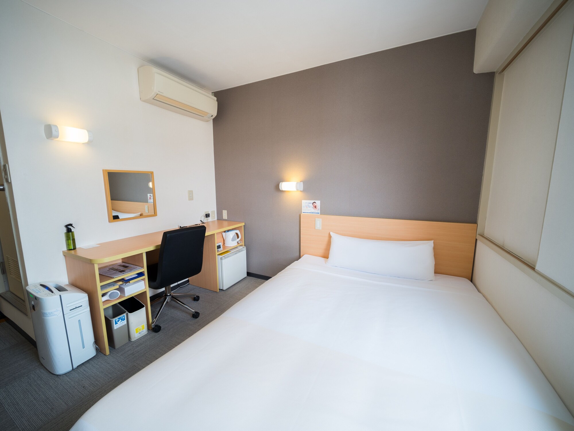 Room, Single, Single Bed