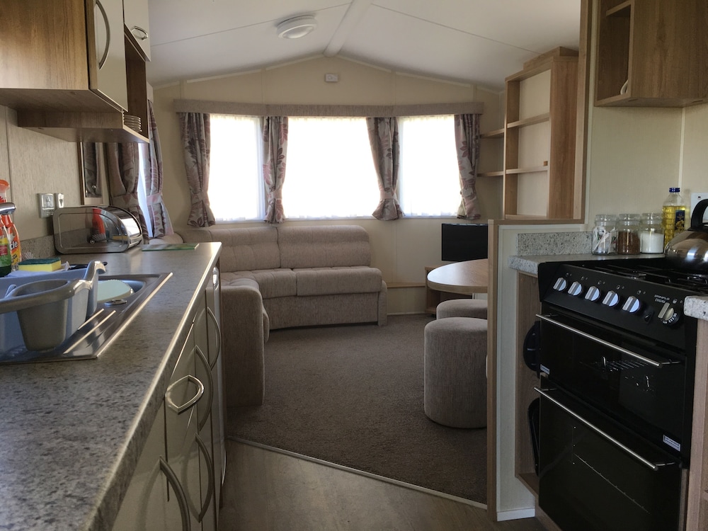 The Leas Beach Park 24/50