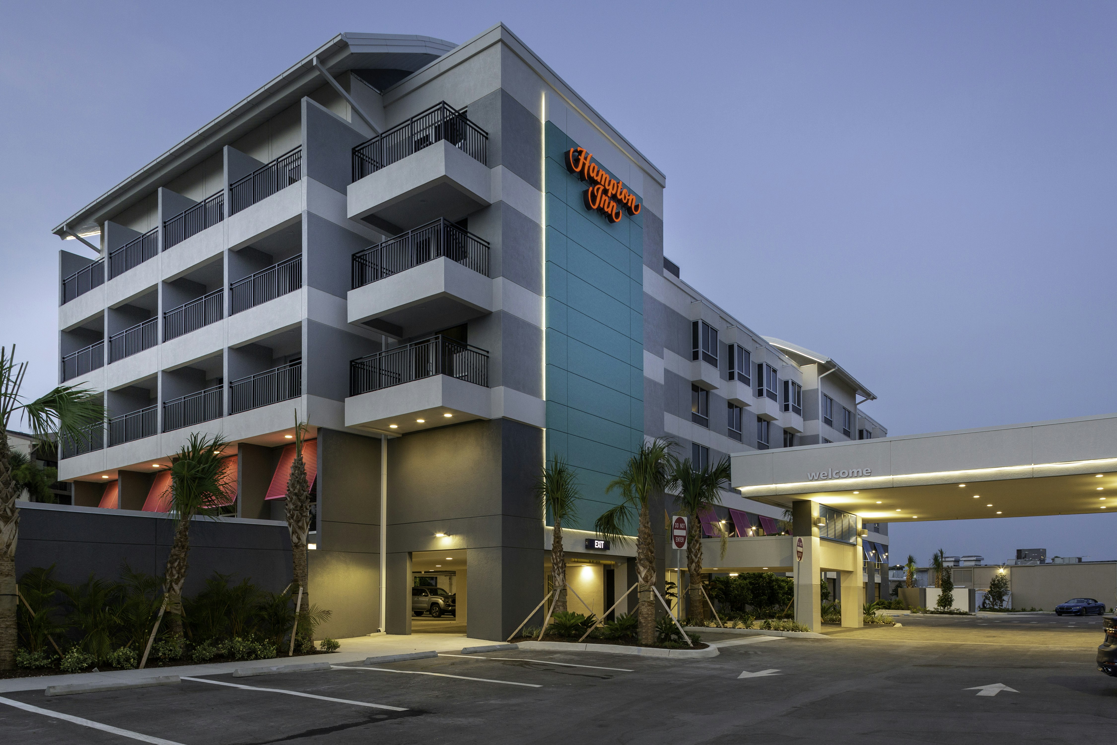 Hampton Inn Dunedin Fl 31/34
