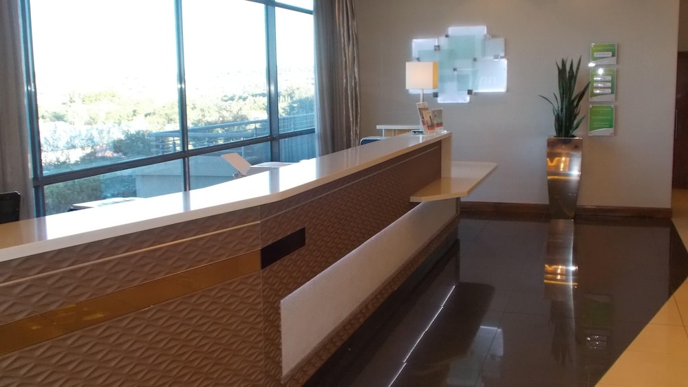 Holiday Inn Johannesburg Rosebank 9/72