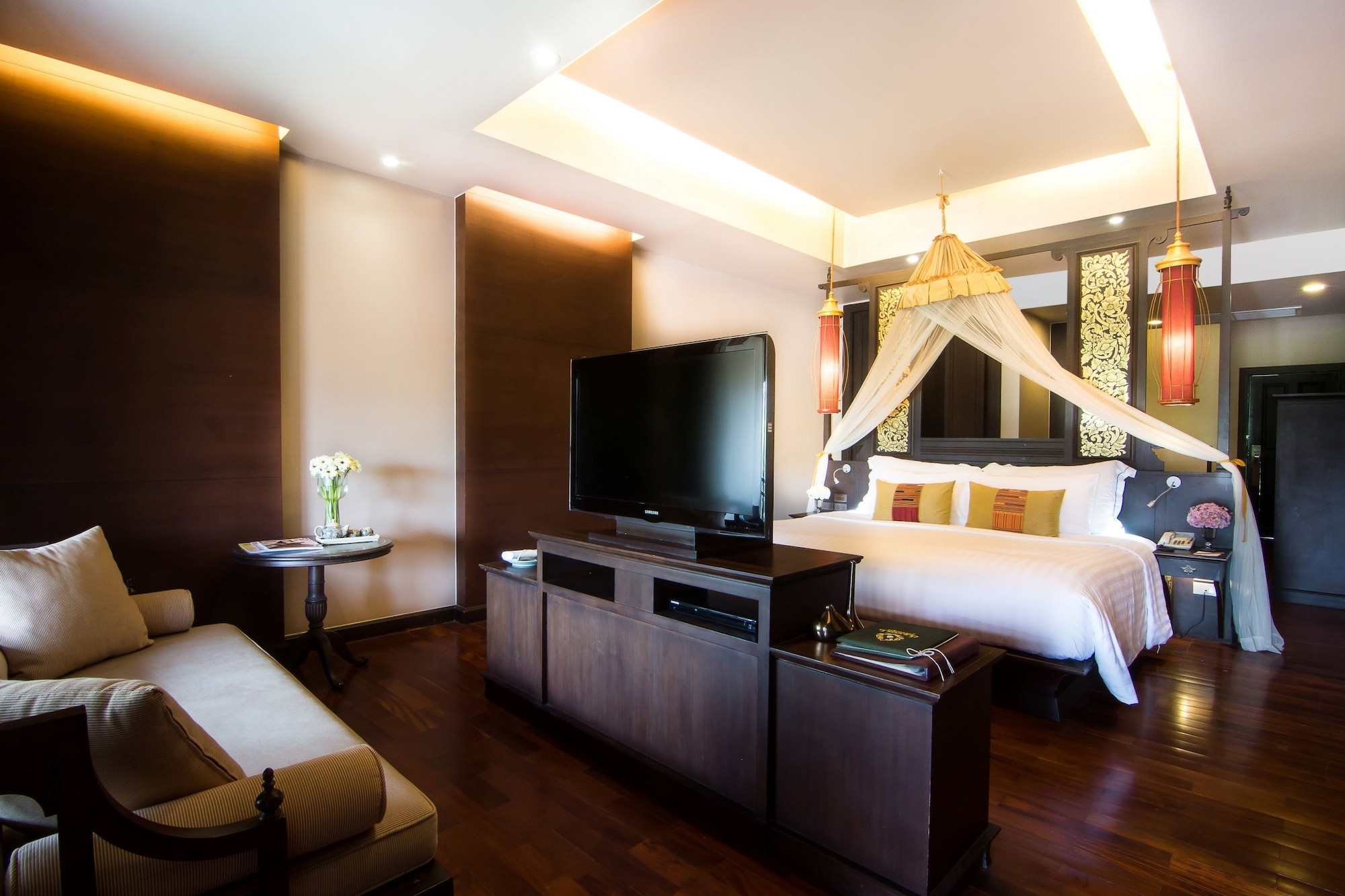 Grand, Lanna, Deluxe, King Bed