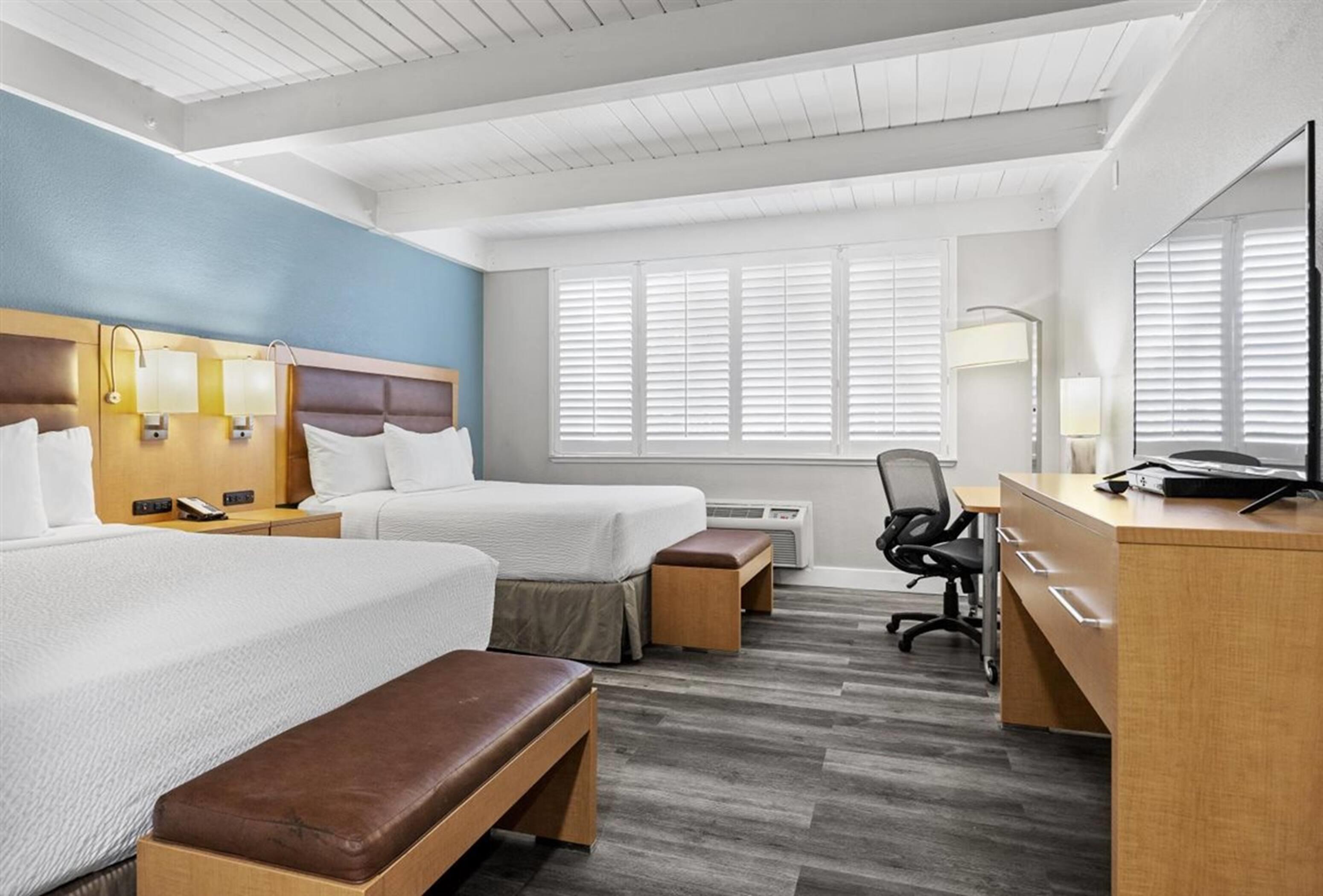 Room, 2 Queen Beds