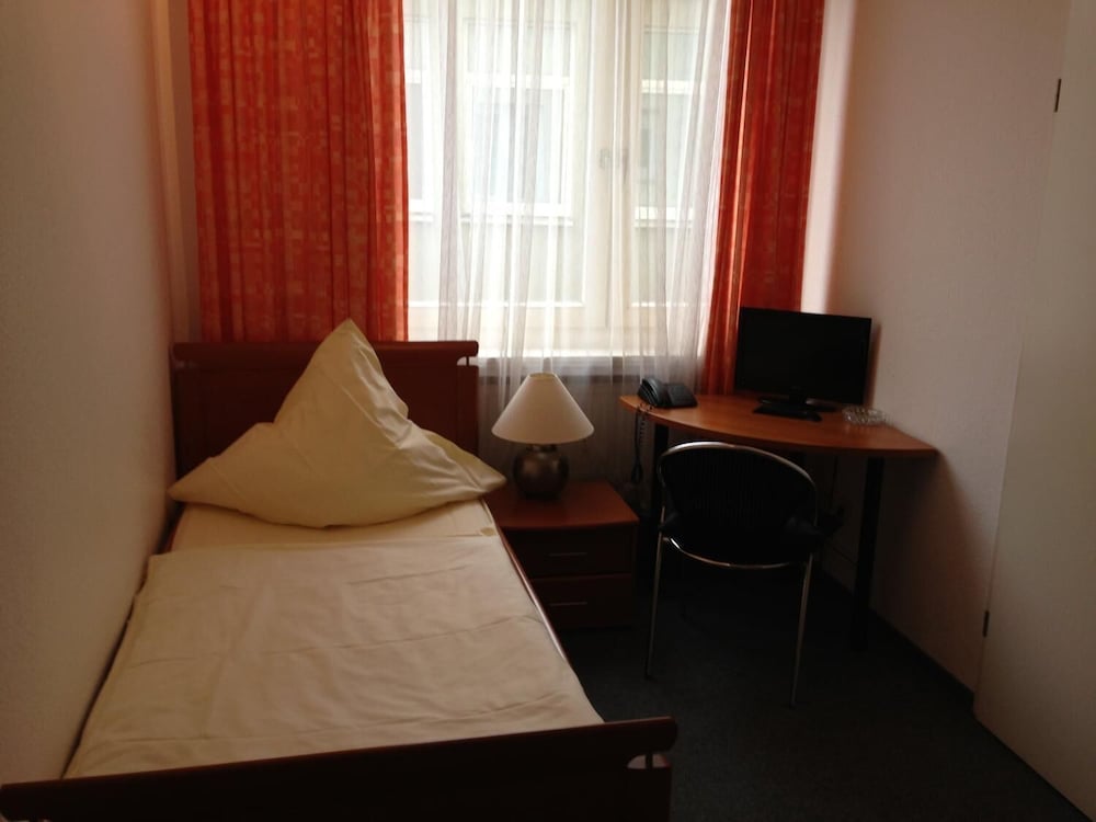 Hotel Schwarzer Bar 37/52