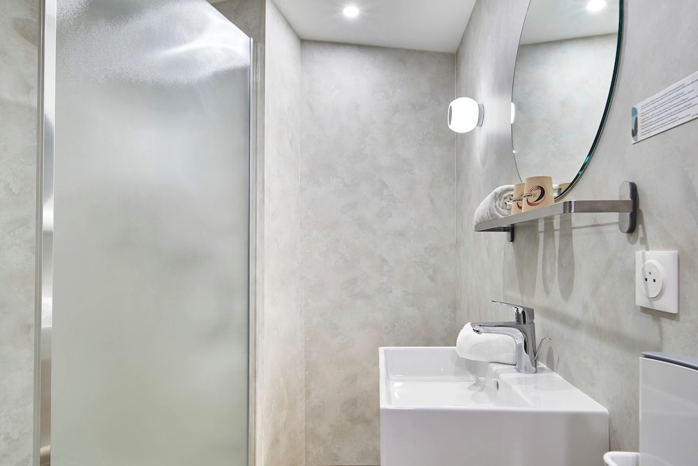 The Originals Hotel Larivaut, Puy-Guillaume 27/27