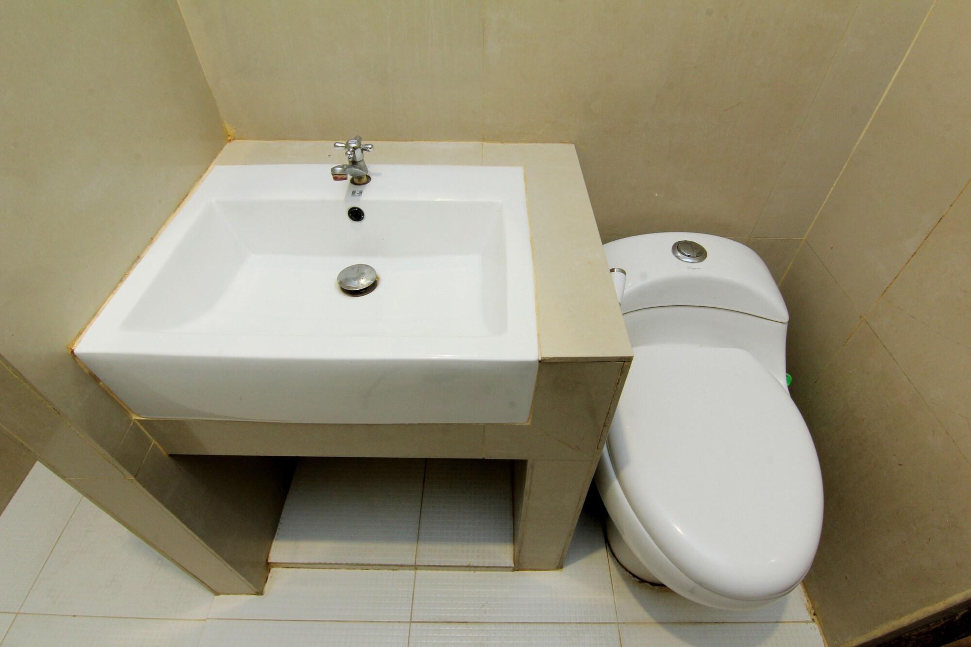 Grand Surya Hotel Yogyakarta 48/51